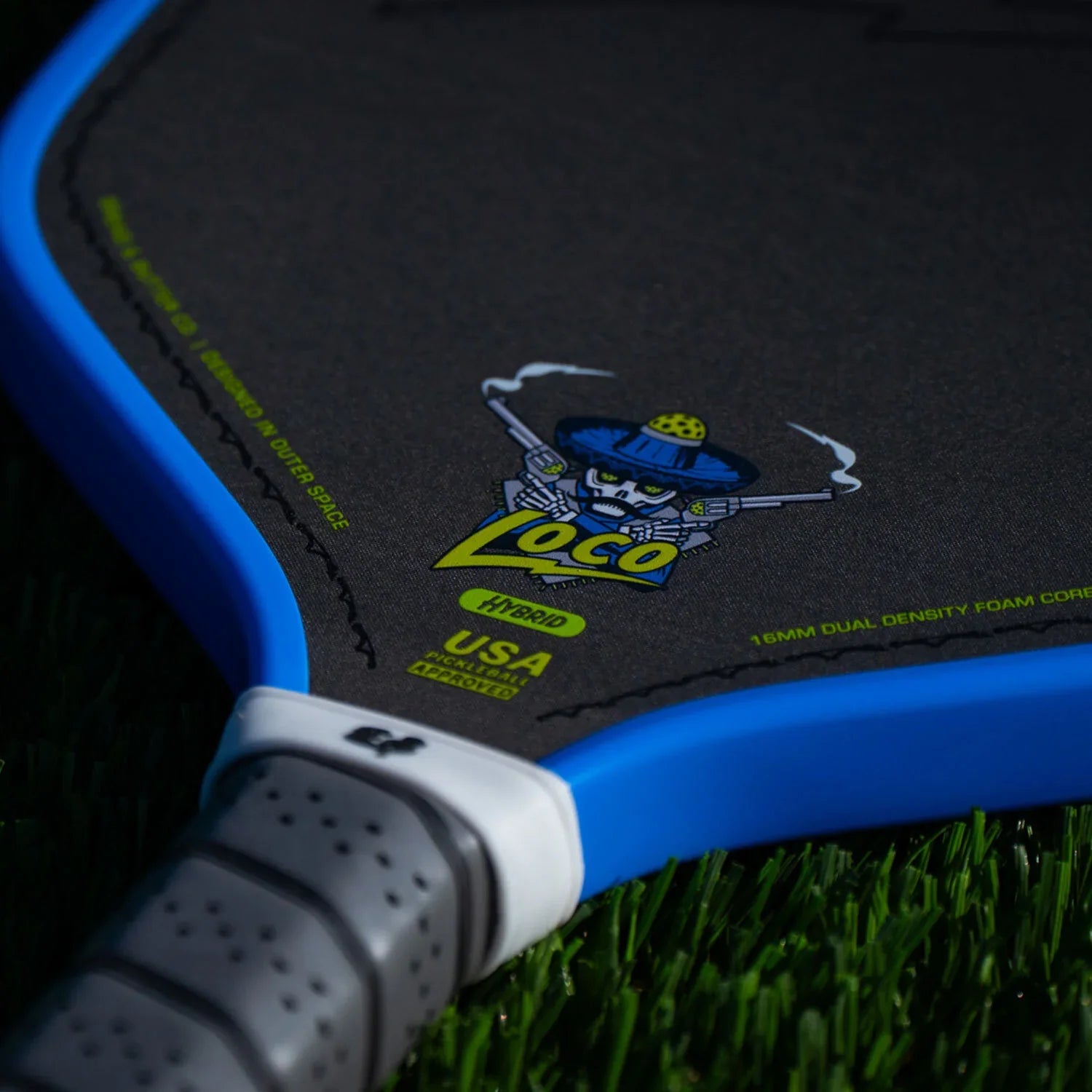 Bread & Butter Loco Hybrid AZUL Pickleball Paddle – T-700 Raw Carbon Fiber | USAP Approved
