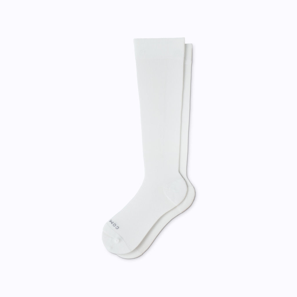 Knee-High Compression Socks — Solid White | 15–20 mmHg Graduated Compression | Sizes S–XL Including Wide Calf